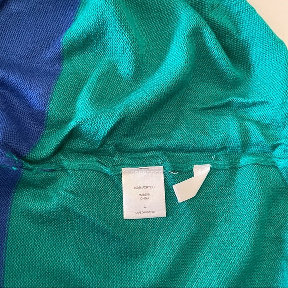 Blue and Grey Colorblock Short Sleeve Scoop Neck Knit Sweater - Picture 10 of 10